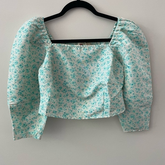 LEVIS “The Statement Blouse” Green Floral Size XS NWT - Picture 1 of 5